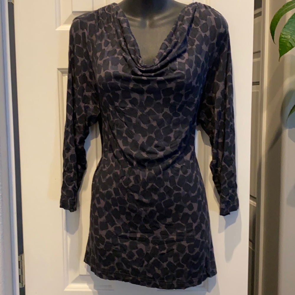 Liz Claiborne long sleeve top
